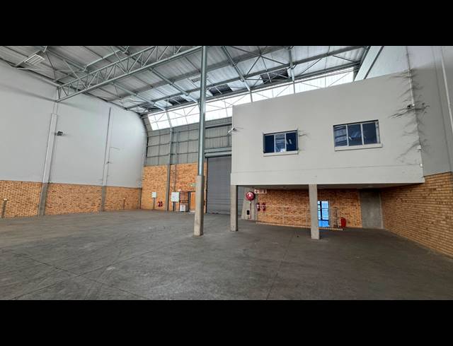 677M² WAREHOUSE TO LET IN LINBRO PARK